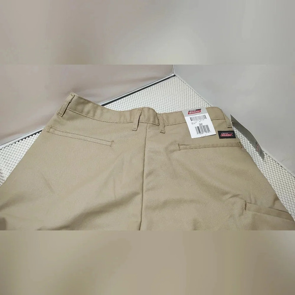 Genuine Dickies Men's Size 32 Twill Work Short Desert Sand Tan Work Short - Picture 5 of 6
